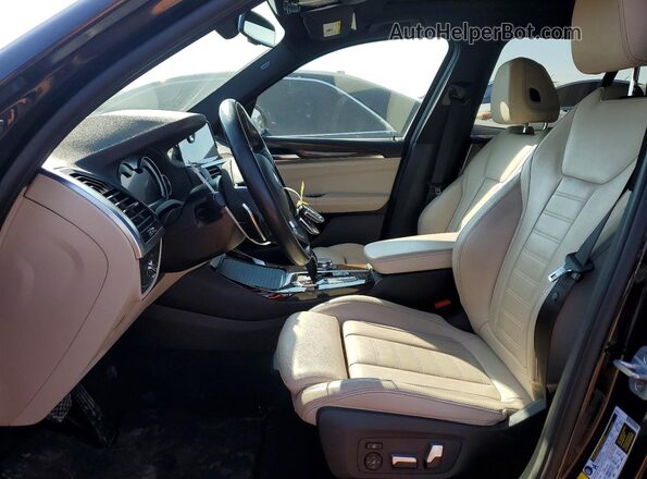 5UXTR9C58JLC73722 2018 BMW X3 Синий Вид салона спереди