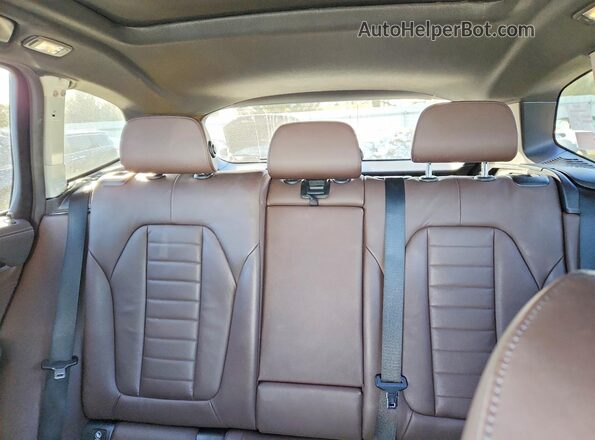 5UXTY5C00L9C44618 2020 BMW X3 Белый Вид задних сидений