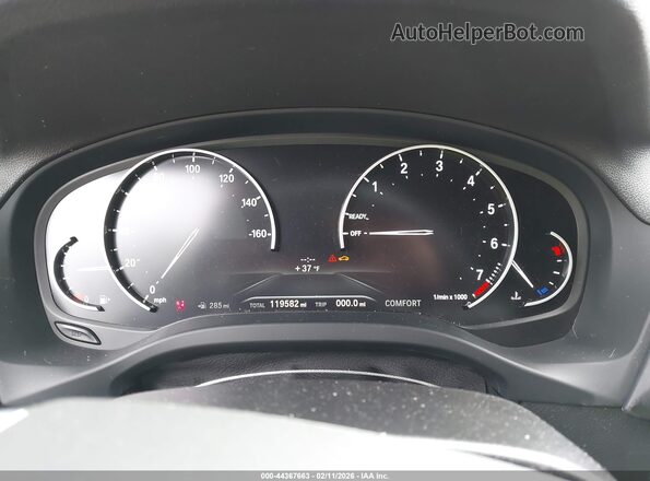 5UXTY5C00M9E27762 2021 BMW X3 Белый Вид задних сидений
