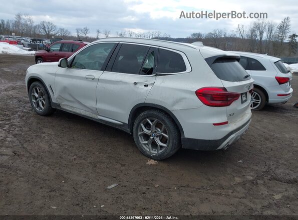 5UXTY5C00M9E27762 2021 BMW X3 Белый Задняя левая четверть