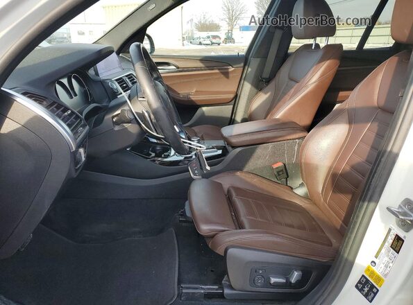 5UXTY5C07L9D03633 2020 BMW X3 Белый Вид салона спереди