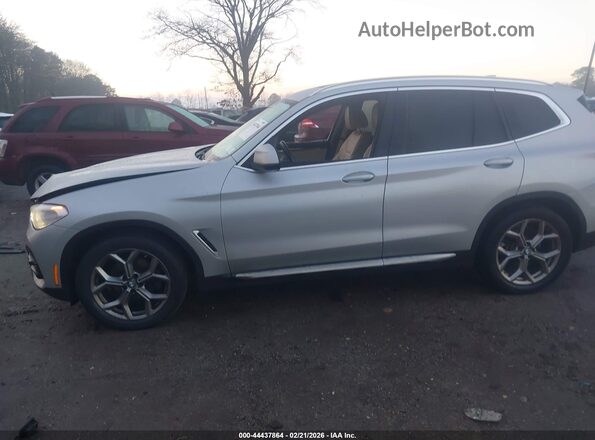 5UXTY5C08LLT34423 2020 BMW X3 Серебряный Панорамный вид салона 360°