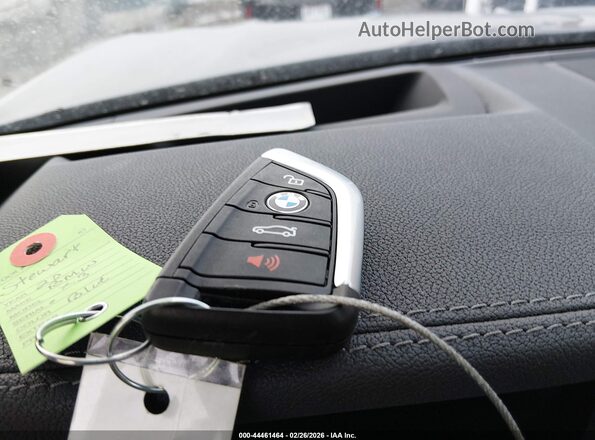 5UXTY9C02LL304485 2020 BMW X3 Blue Widok deski rozdzielczej