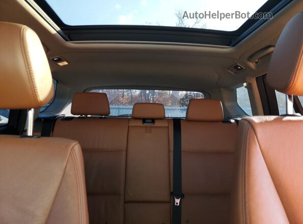 5UXWX9C34H0W67910 2017 BMW X3 Белый Вид задних сидений