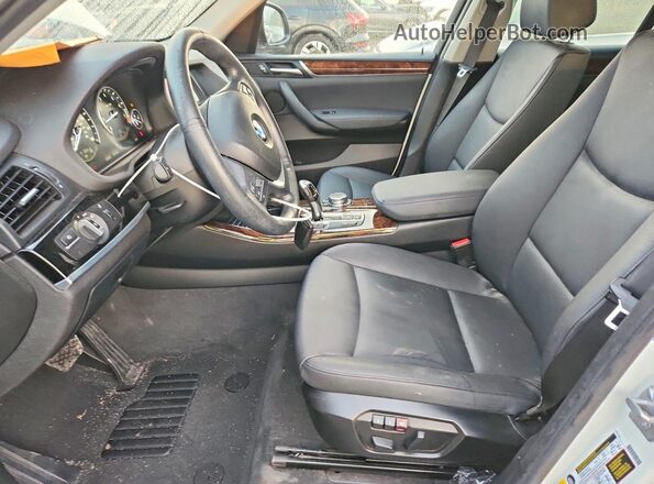 5UXWX9C51G0D83279 2016 BMW X3 Белый Вид салона спереди