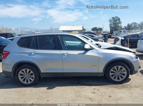 5UXWX9C53G0D76026 2016 BMW X3 Серебряный Вид щитка приборов