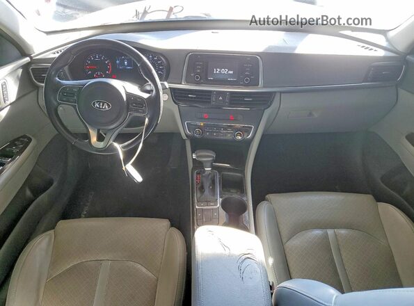 5XXGU4L37GG066232 2016 KIA OPTIMA Серебряный Вид панели приборов