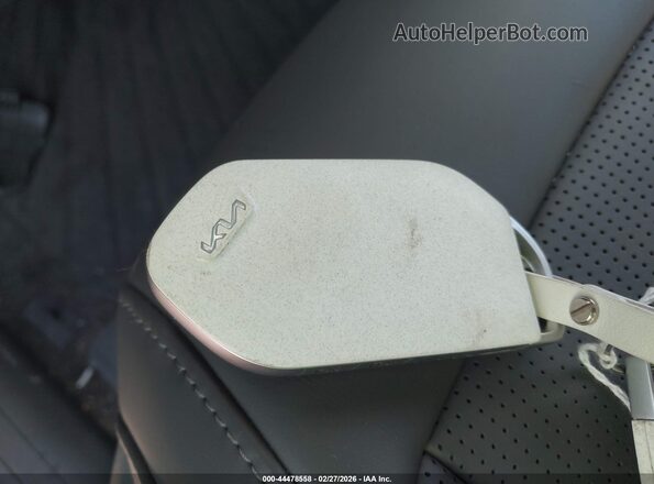 5XYAB5S18TG014289 2026 KIA EV9 Черный Вид панели приборов