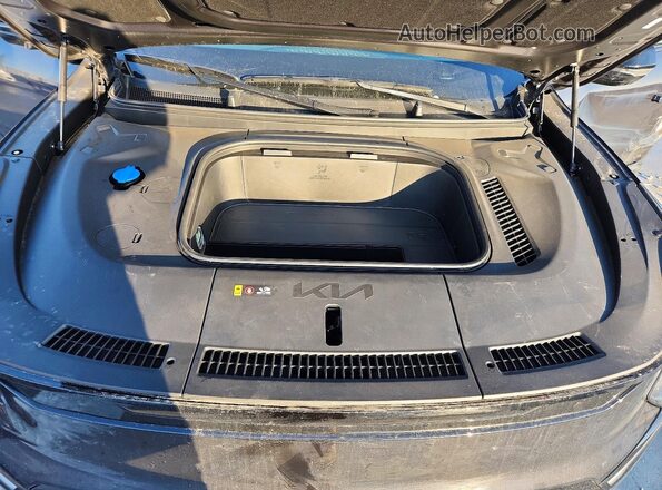 5XYADFS55TG009327 2026 KIA EV9 Gray Widok komory silnika