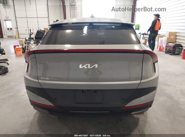 5XYC3DJC8SG010616 2025 KIA EV6 Серый 