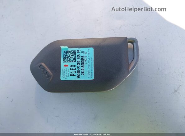 5XYK33DFXTG390958 2026 KIA SPORTAGE Серый Вид панели приборов