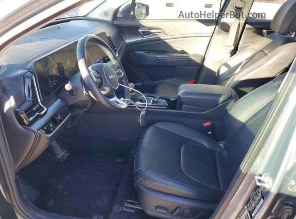 5XYK3CDF8RG144645 2024 KIA SPORTAGE Silver Вид салону спереду