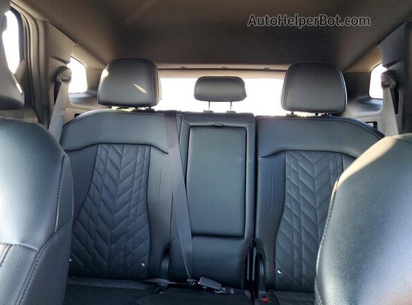 5XYK6CDF7RG161587 2024 KIA SPORTAGE Charcoal Widok tylnych siedzeń