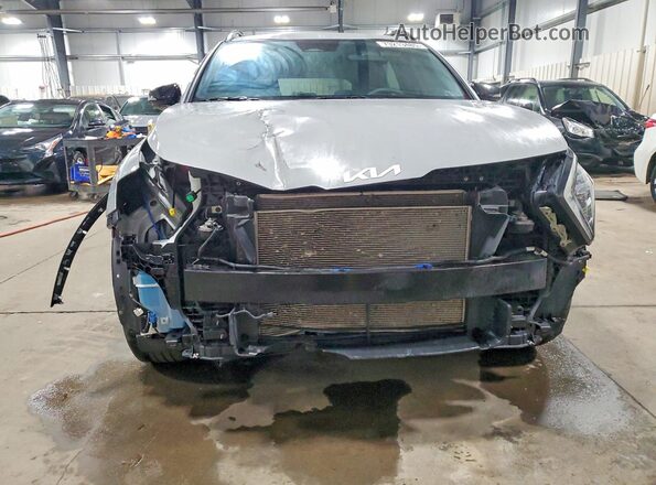 5XYK6CDFXRG173880 2024 KIA SPORTAGE Серый Вид спереди