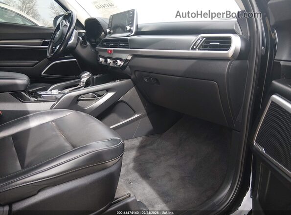 5XYP64HC8MG101015 2021 KIA TELLURIDE Black Widok wnętrza z przodu