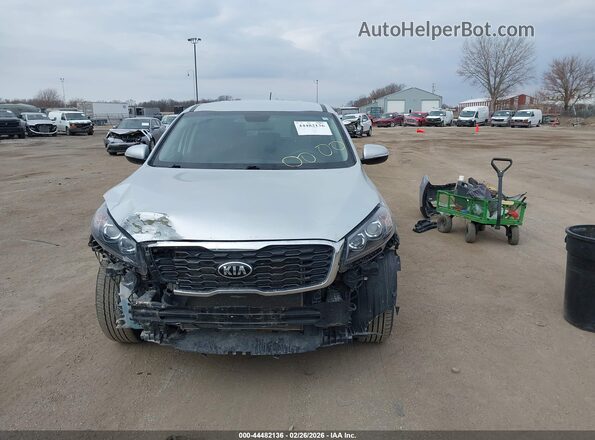 5XYPG4A37LG708237 2020 KIA SORENTO Серебряный Вид задней части салона