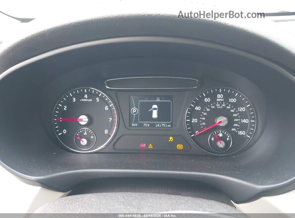 5XYPG4A39GG014218 2016 KIA SORENTO White Vista de los asientos traseros