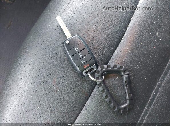 5XYPGDA33GG169573 2016 KIA SORENTO Белый Вид панели приборов
