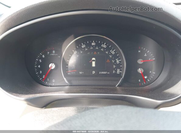 5XYPH4A51HG314657 2017 KIA SORENTO Белый Вид задних сидений