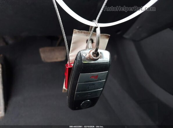 5XYPH4A55HG236982 2017 KIA SORENTO Бордовый Вид панели приборов