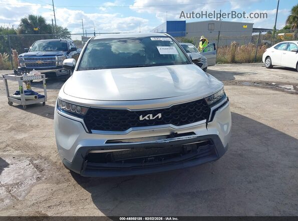 5XYRG4LC1NG113683 2022 KIA SORENTO Silver Vista del cuadro de instrumentos
