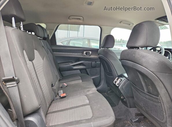 5XYRG4LCXNG110197 2022 KIA SORENTO Gray Вид задньої частини салону