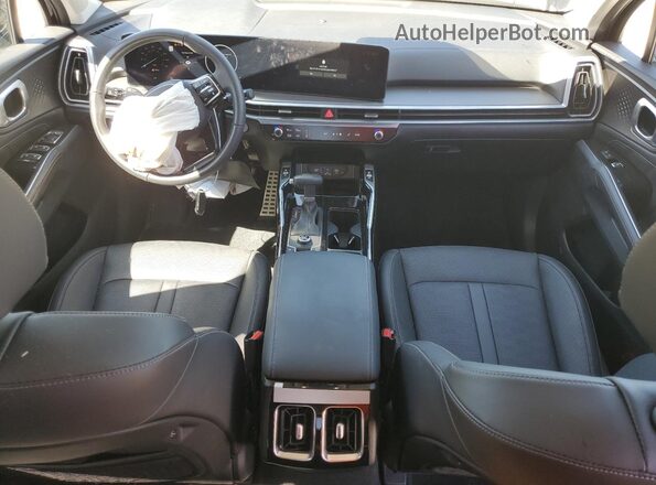 5XYRK4JF9RG281718 2024 KIA SORENTO Черный Вид панели приборов