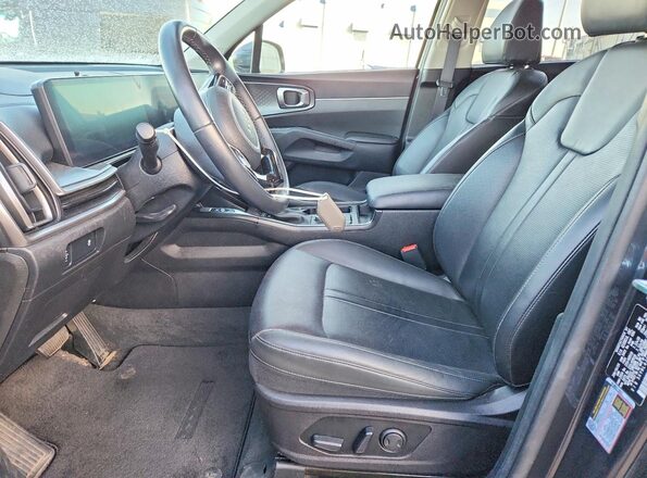 5XYRL4JC5RG256298 2024 KIA SORENTO Charcoal Вид салону спереду
