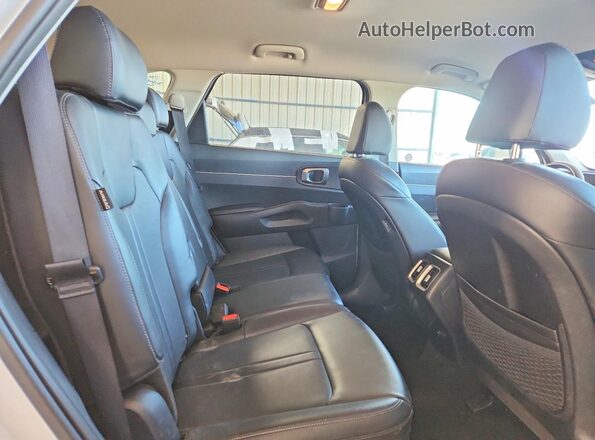 5XYRL4JC5RG265308 2024 KIA SORENTO White Vista interior trasera