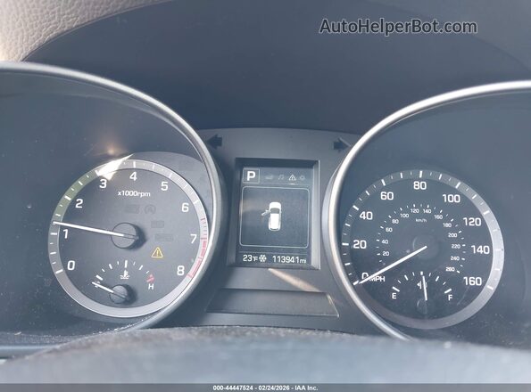 5XYZUDLB6HG465212 2017 HYUNDAI SANTA FE SPORT Orange Widok tylnych siedzeń
