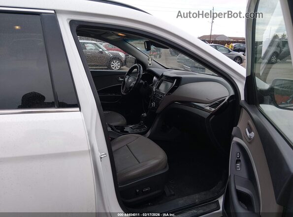 5XYZWDLA4HG473455 2017 HYUNDAI SANTA FE White Widok wnętrza z przodu