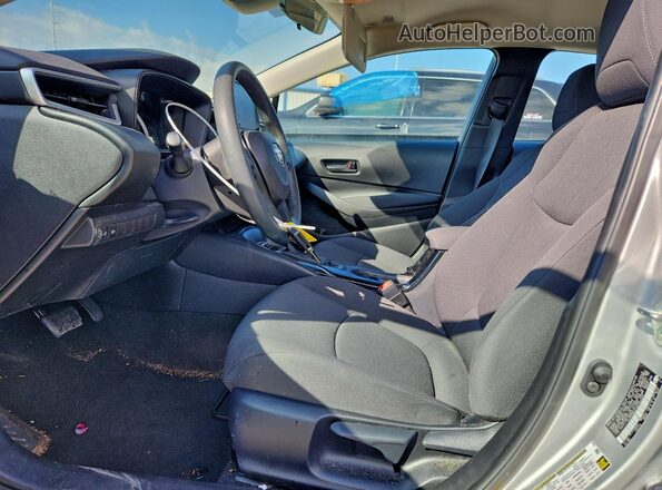 5YFEPMAEXNP363597 2022 TOYOTA LL Silver Vista interior delantera