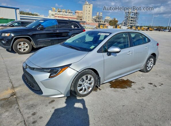 5YFEPMAEXNP363597 2022 TOYOTA LL Silver Vista tres cuartos delantera izquierda