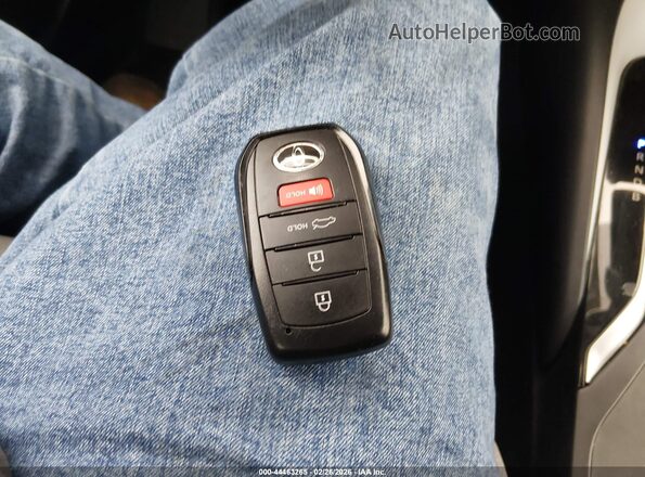 5YFS4MCEXTP258127 2026 TOYOTA LL Серый Вид панели приборов