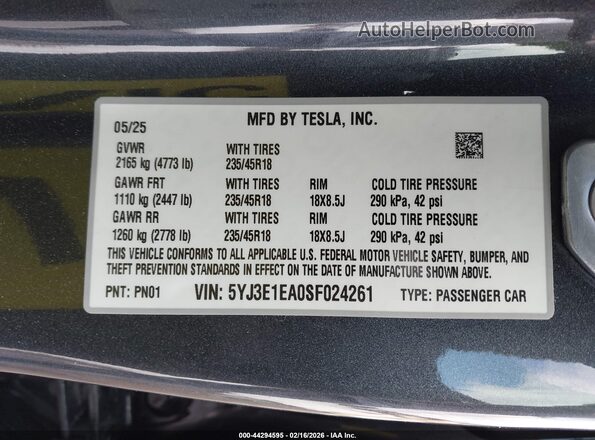5YJ3E1EA0SF024261 2025 TESLA MODEL 3 Серый Вид подкапотного пространства
