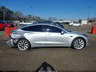 2018 Tesla Model 3 Long Range/mid Range Серебряный vin: 5YJ3E1EA1JF024252 2018 Tesla Model 3 Long Range/mid Range Серебряный vin: 5YJ3E1EA1JF024252