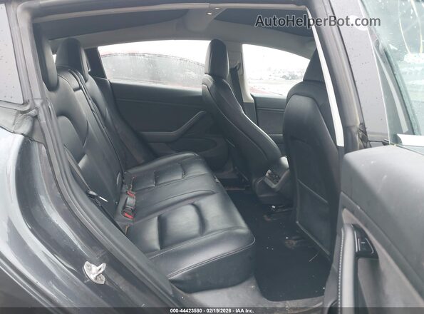5YJ3E1EA4JF123647 2018 TESLA MODEL 3 Серый Вид наклейки с VIN-кодом