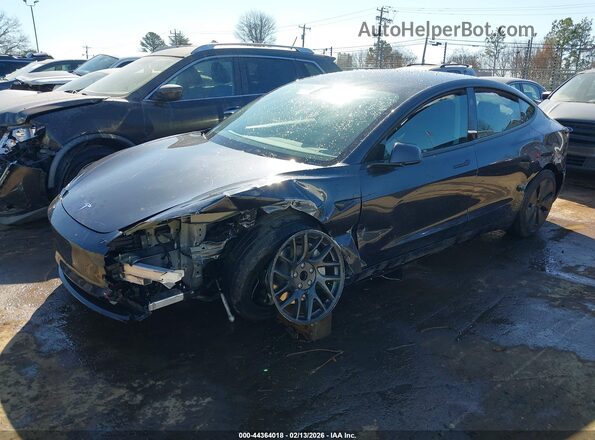 5YJ3E1EA9SF012268 2025 TESLA MODEL 3 Gray Առջևի ձախ երեք քառորդ տեսարան