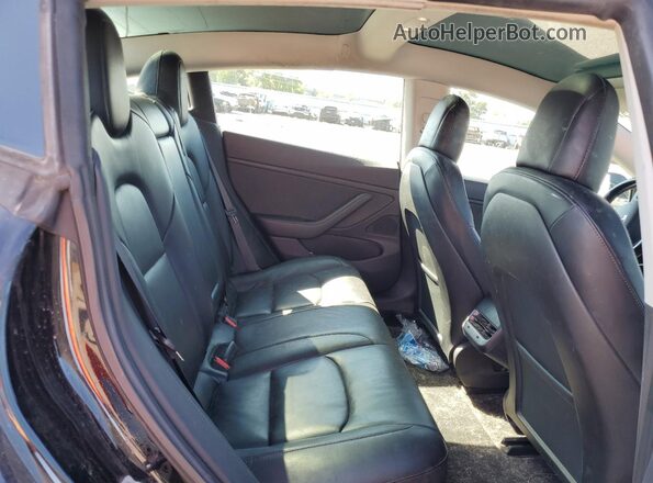 5YJ3E1EB2KF208755 2019 TESLA MODEL Черный Вид задних сидений