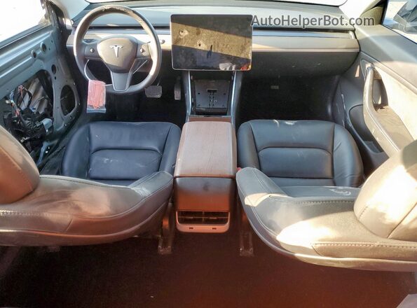 5YJ3E1EB2LF710618 2020 TESLA MODEL Серый Вид панели приборов