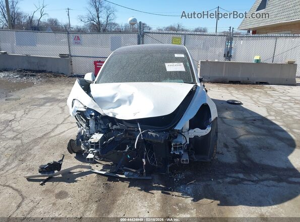 5YJ3E1EB2MF983446 2021 TESLA MODEL 3 White Widok zestawu wskaźników