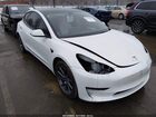 2022 Tesla Model 3 Long Range Dual Motor All-wheel Drive White vin: 5YJ3E1EB3NF273229