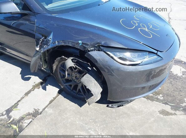 5YJ3E1EB3TF118645 2026 TESLA MODEL 3 Gray წინა ხედი