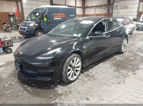5YJ3E1EB4JF110048 2018 TESLA MODEL 3 Черный Передняя левая четверть