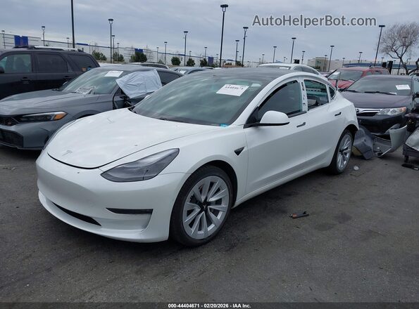 5YJ3E1EB4MF942915 2021 TESLA MODEL 3 Белый Передняя левая четверть