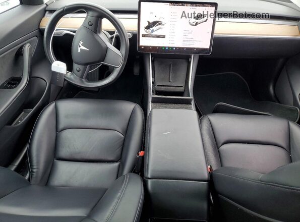 5YJ3E1EB5KF388264 2019 TESLA MODEL White Widok deski rozdzielczej