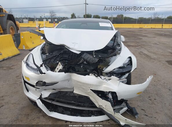 5YJ3E1EB8LF637433 2020 TESLA MODEL 3 Белый Вид щитка приборов