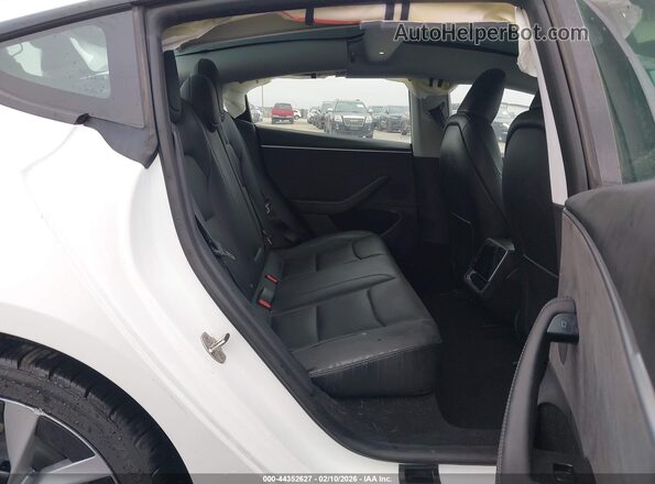 5YJ3E1EB8RF736018 2024 TESLA MODEL 3 Белый Вид наклейки с VIN-кодом