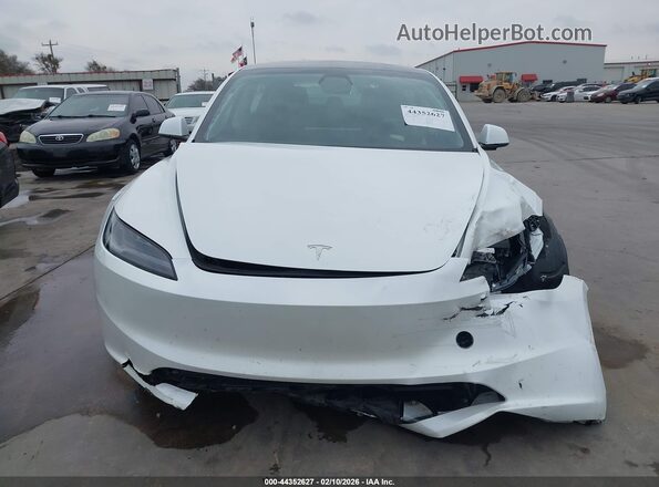 5YJ3E1EB8RF736018 2024 TESLA MODEL 3 Белый 