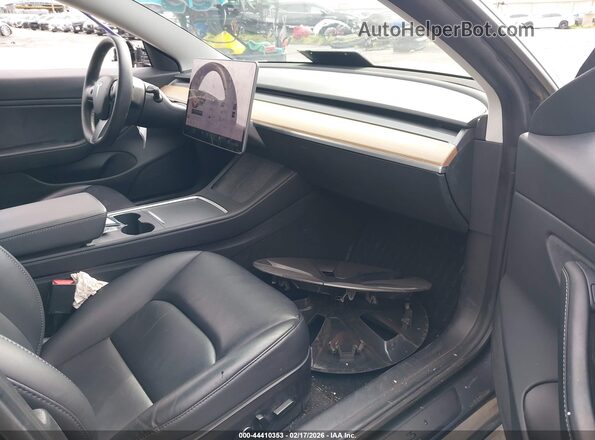 5YJ3E1EBXMF874961 2021 TESLA MODEL 3 Gray Front interior view
